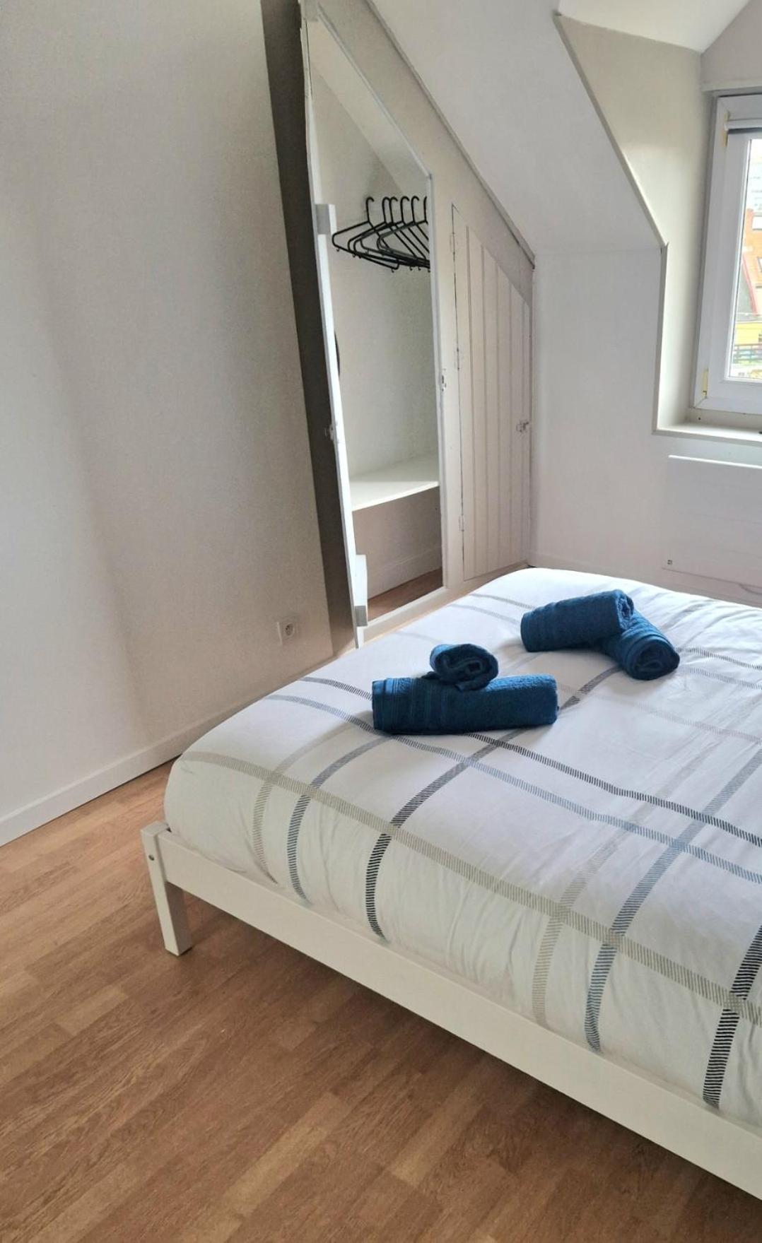 Spacieuce Maison Proche De Nausicaa, Gare Et Remparts, 3 Chambres, Free Parking, Netflix, Primes Video, Free Wifi Boulogne-sur-Mer Esterno foto